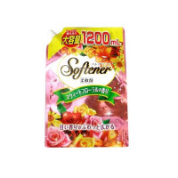 Кондиционер для белья со сладким цветочным ароматом Nihon Detergent Sweet Floral